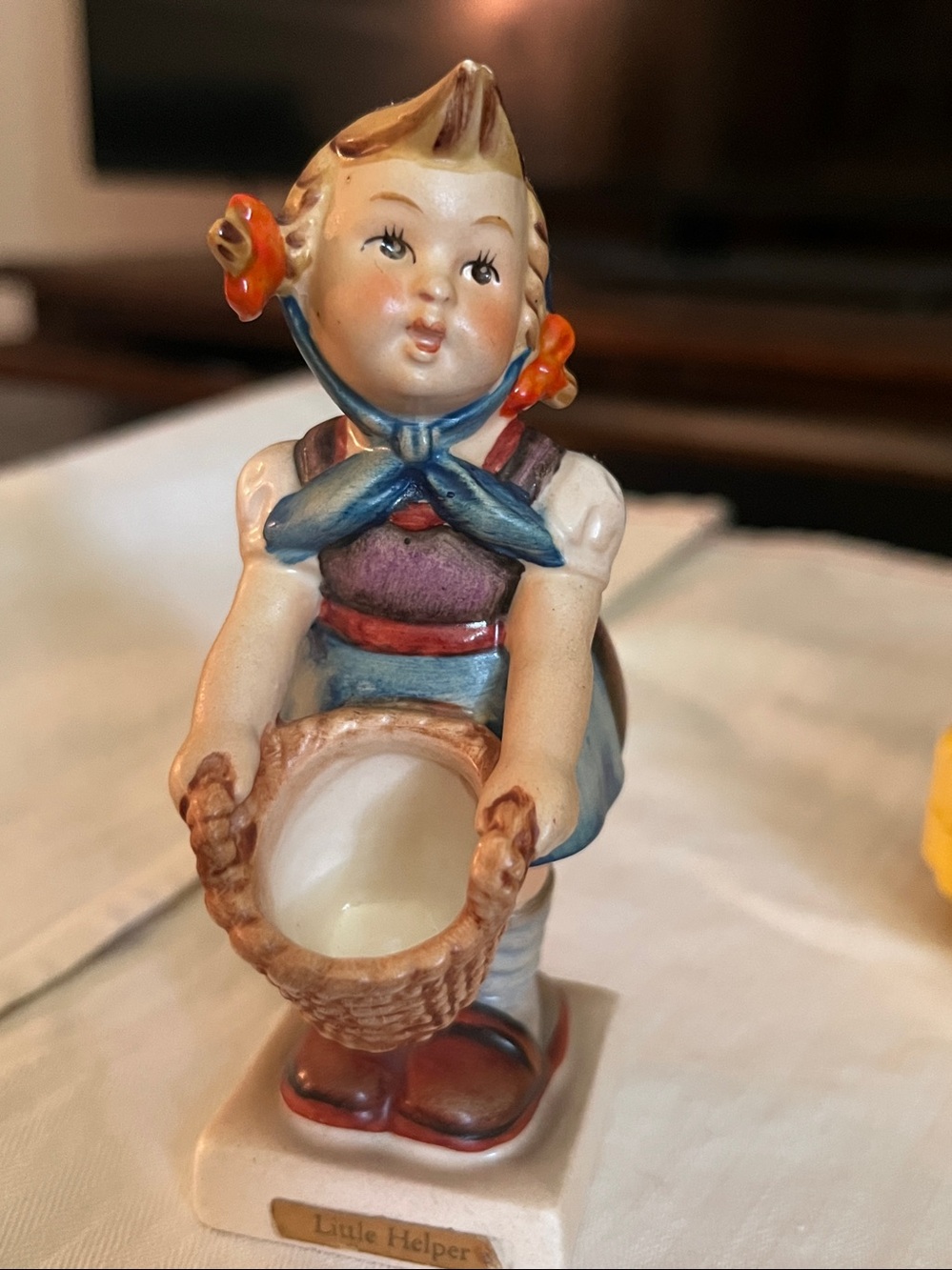 Hummel figurine, "Little Helper" (#73),  girl holding an empty basket